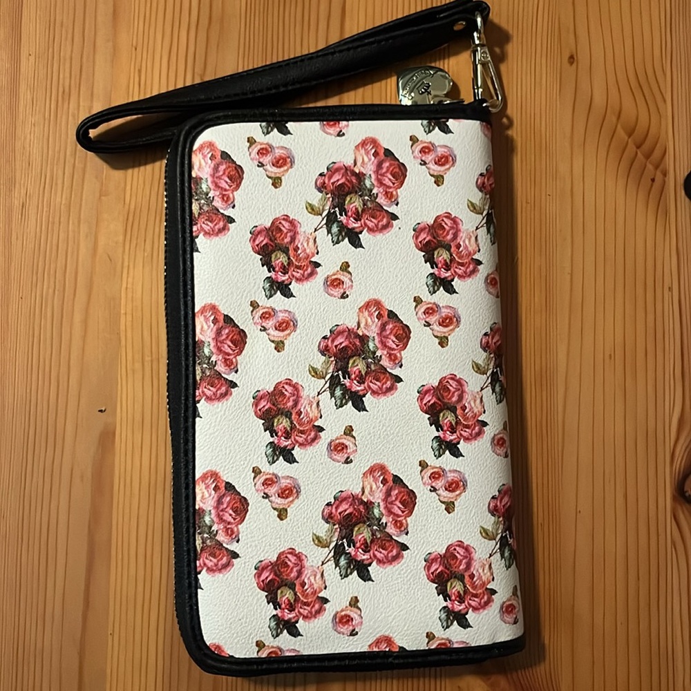 NWOT Juicy Couture floral wallet - Picture 4 of 6